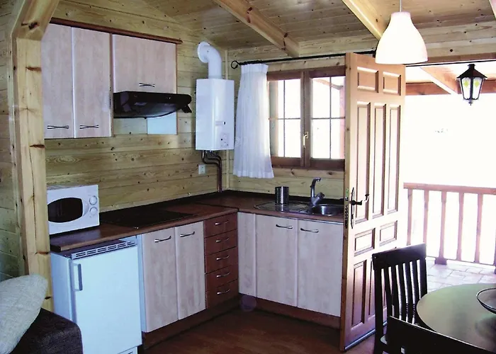 哈瓦兰布里小木屋假日公园 假日公园 3*