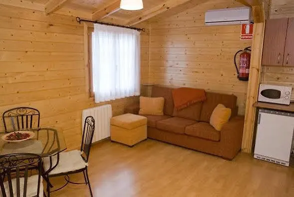 哈瓦兰布里小木屋假日公园 3* 卡马雷纳德拉谢拉